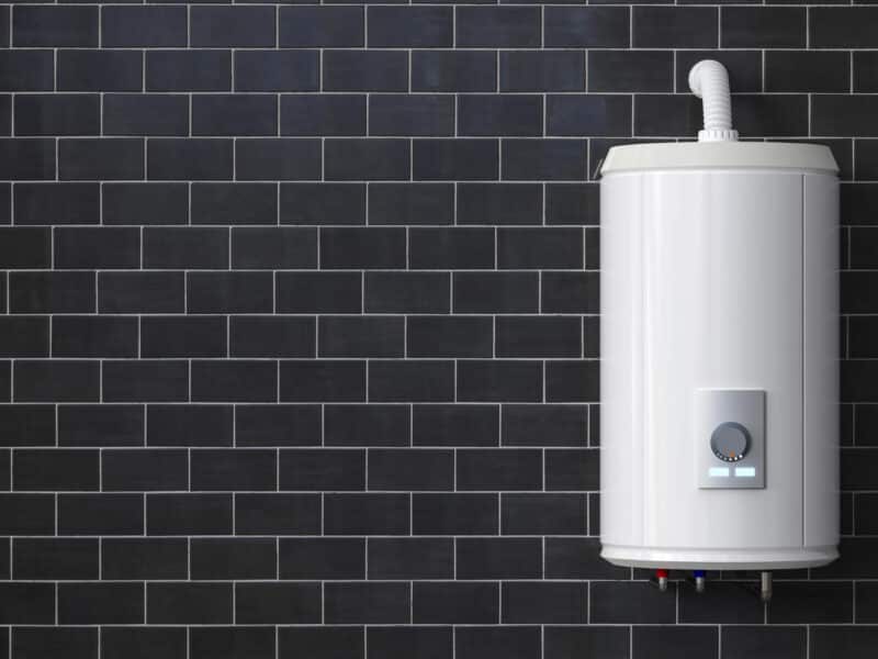 Hvad siger testen? Vi har sat de bedste varmtvandsbeholder 30 l op mod hinanden!
